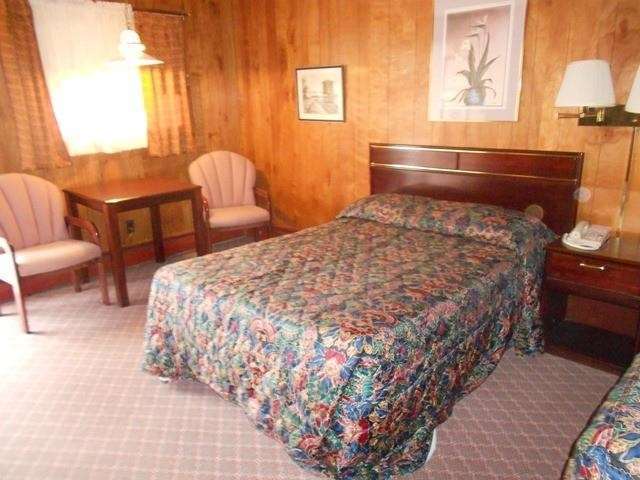 Westmoreland Travel Inn חדר תמונה