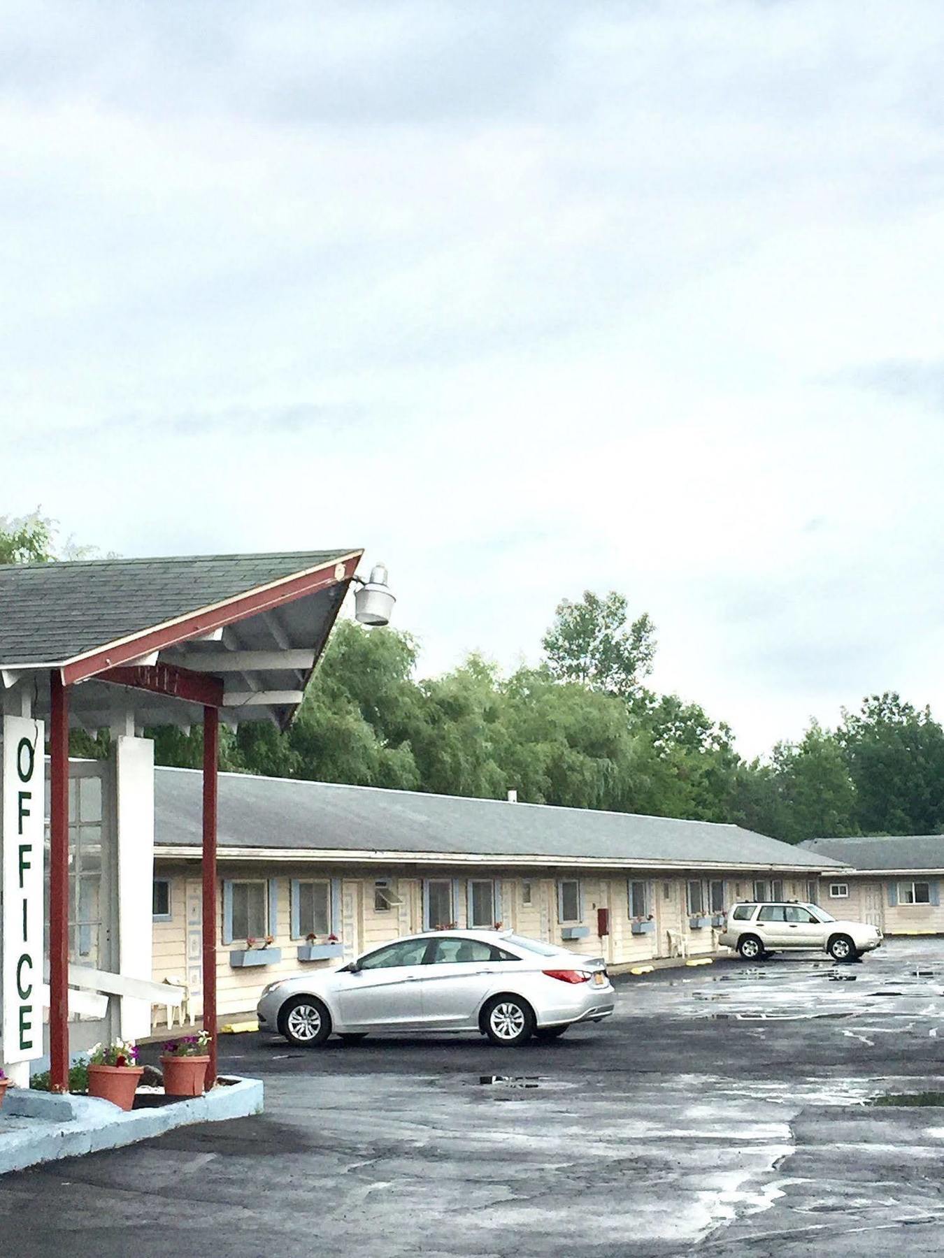 Westmoreland Travel Inn מראה חיצוני תמונה
