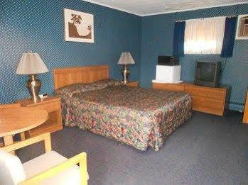 Westmoreland Travel Inn מראה חיצוני תמונה